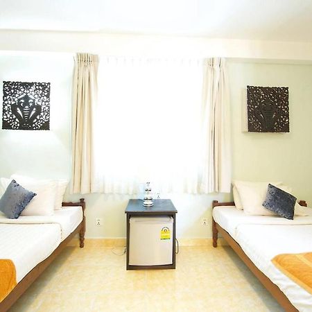 Naga Angkor Hostel Siem Reap Exteriör bild