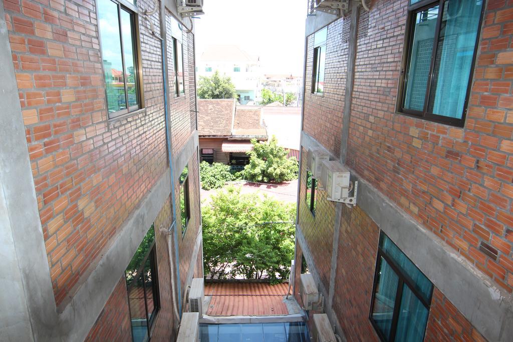 Naga Angkor Hostel Siem Reap Exteriör bild