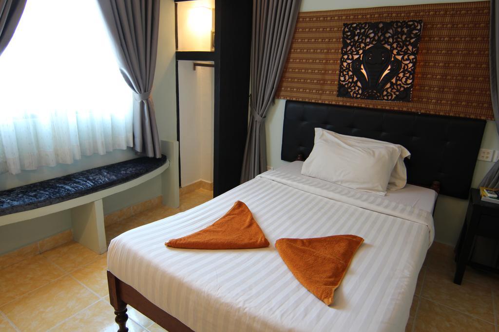 Naga Angkor Hostel Siem Reap Exteriör bild