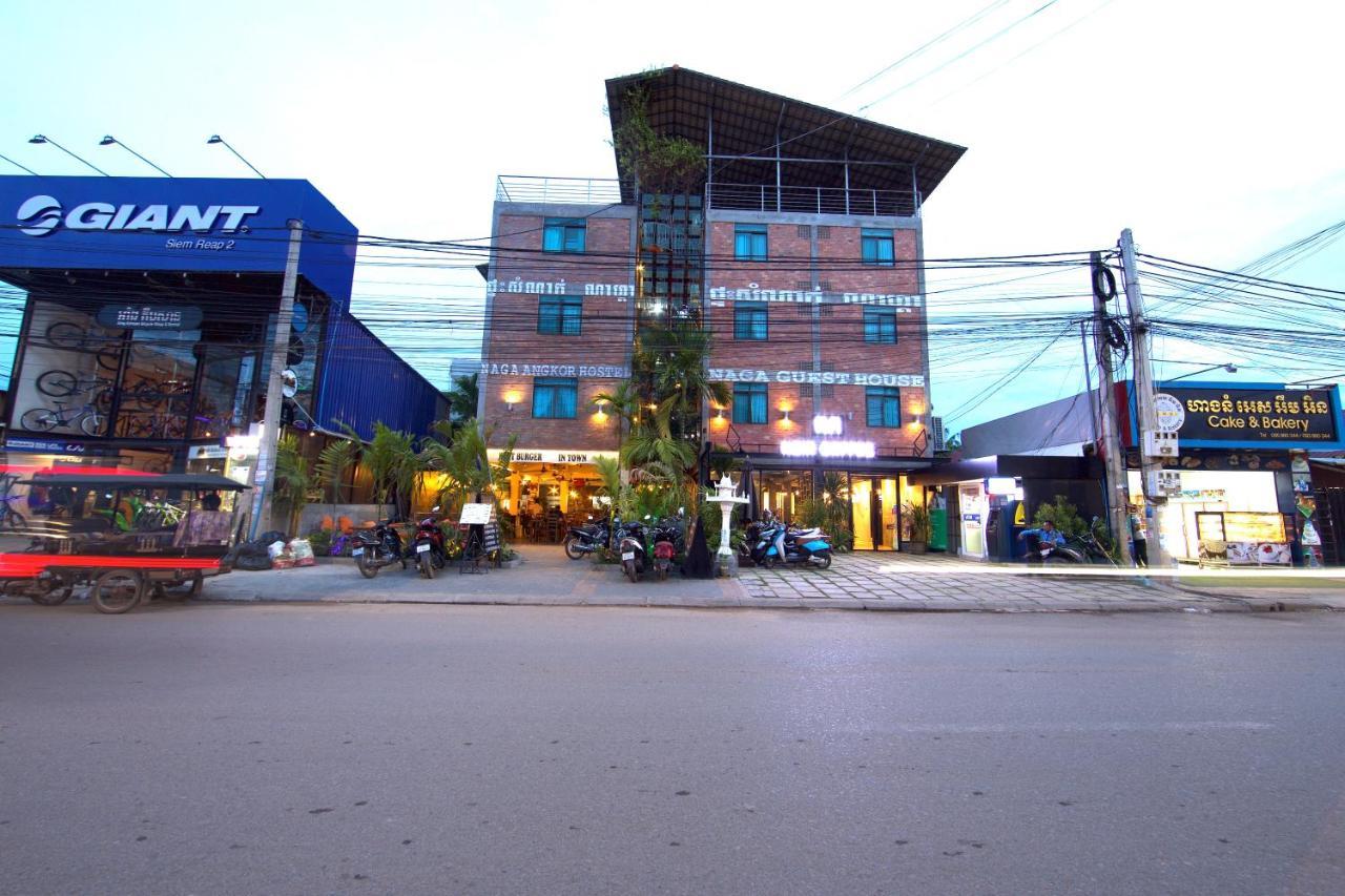 Naga Angkor Hostel Siem Reap Exteriör bild